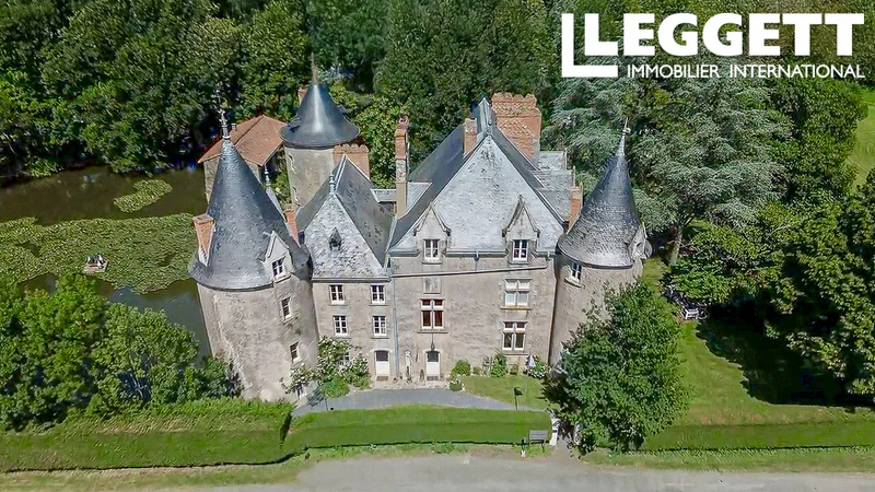 Файл:Замок 2.webp